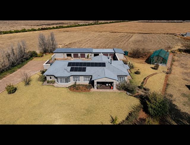 22,502M² FARM FOR SALE IN MOOILANDE